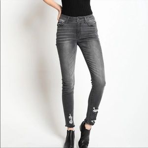 EXC! Kancan Gray Aylin Distressed Mid Rise Skinny Jeans Frayed Hem 9/28 x 30